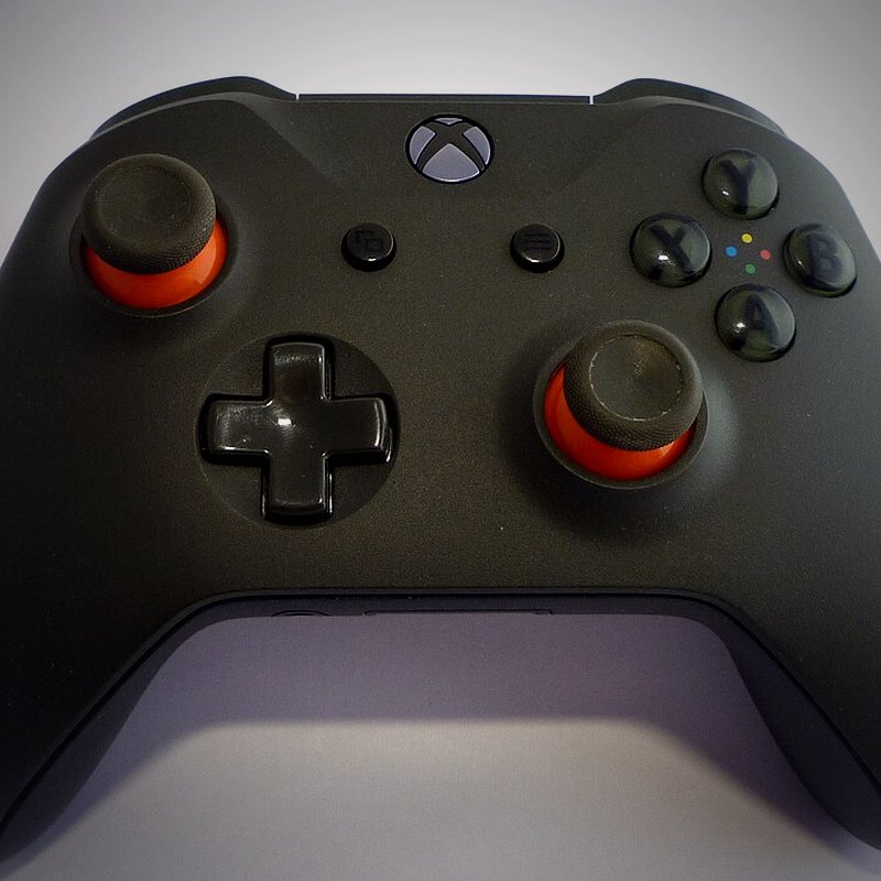 Thumb-Grips austauschen